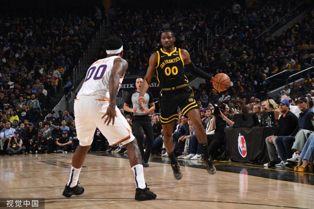 跨越球場 跨越球場